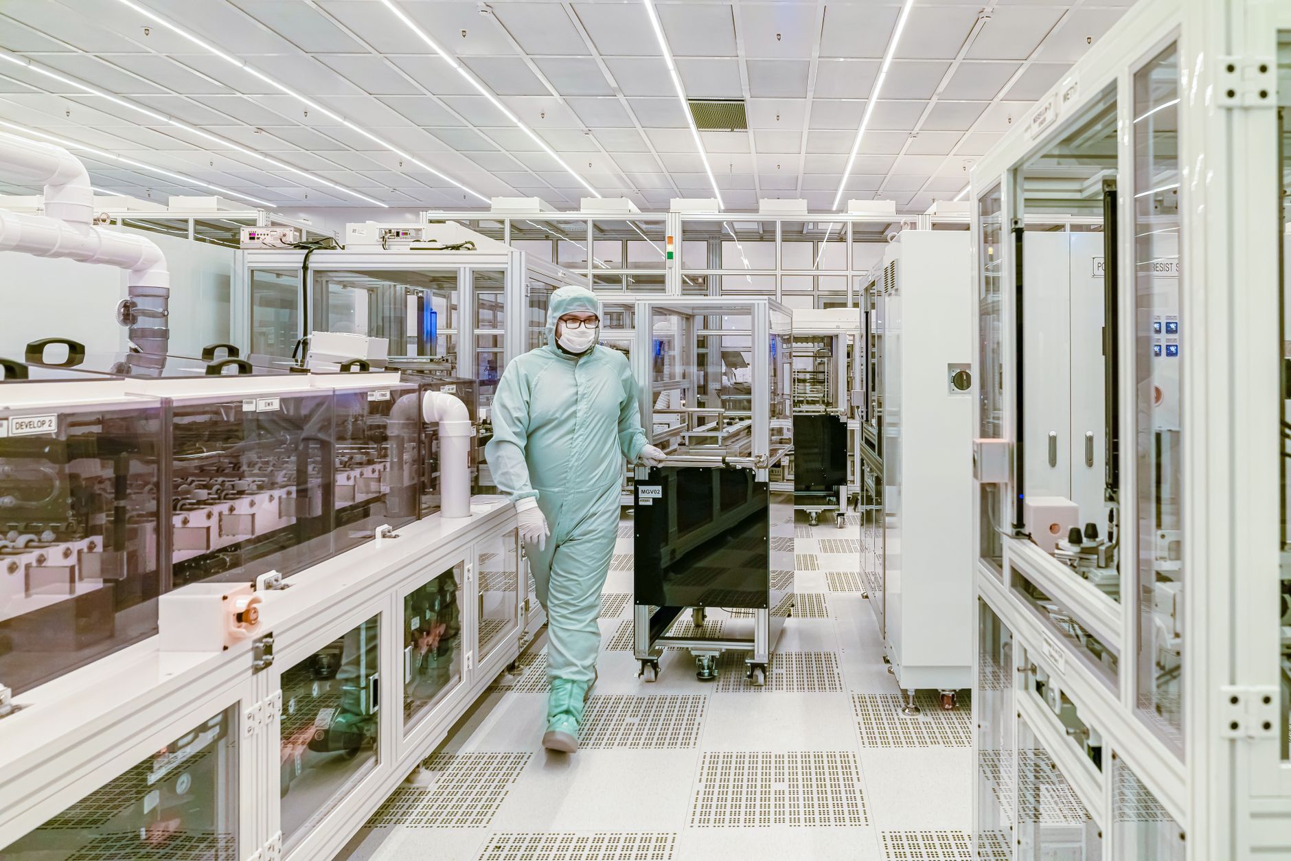 Dholera Electronics and ESDM: The Cluster Around the Fab